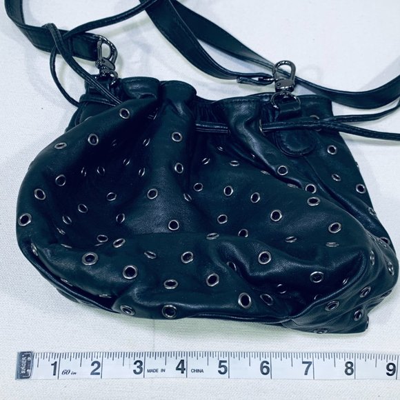 C C Skye Leather Drawstring Purse - Picture 3 of 5